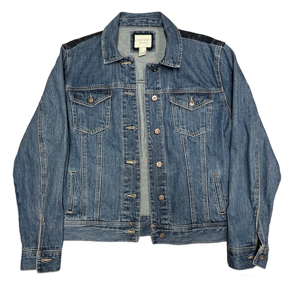 Forever 21 Women's Denim Four Pocket Blue Jean Jacket Size Large - Picture 1 of 9